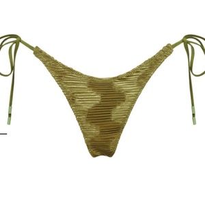 TRIANGL VINCA MOSS bikini bottom.